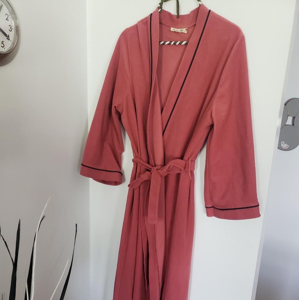 Vintage vanity fair Robe